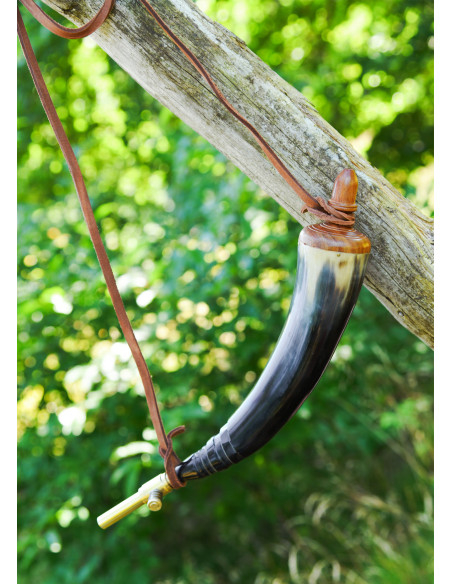 Polveriera in corno con tappo in...