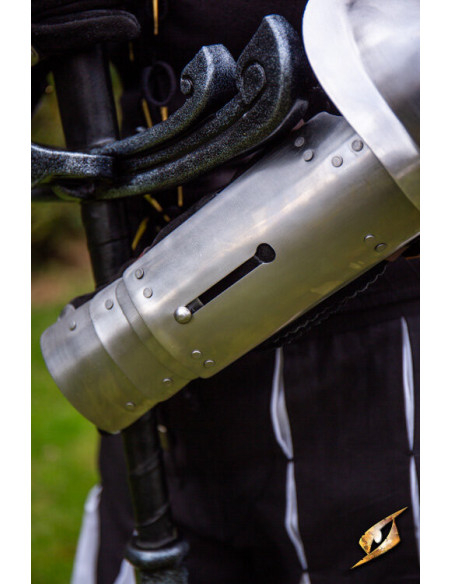 Braccia medievali in acciaio modello...