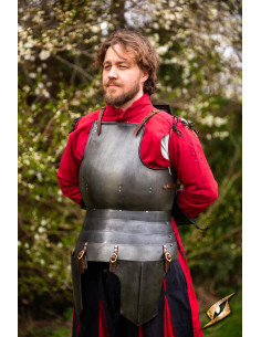 Corazza medieval in acciaio modello Landsknecht, finitura...