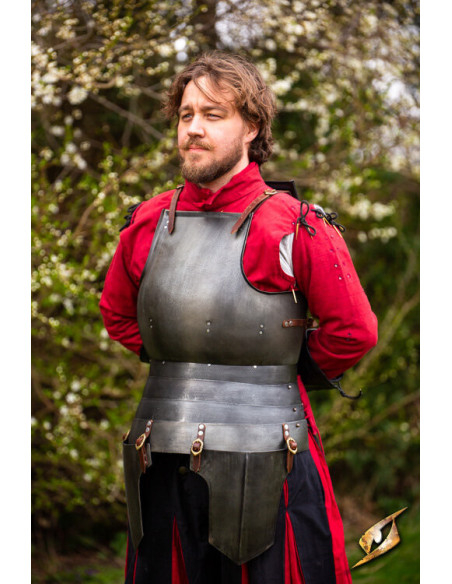 Corazza medieval in acciaio modello...