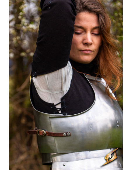 Corazza medievale in acciaio modello...