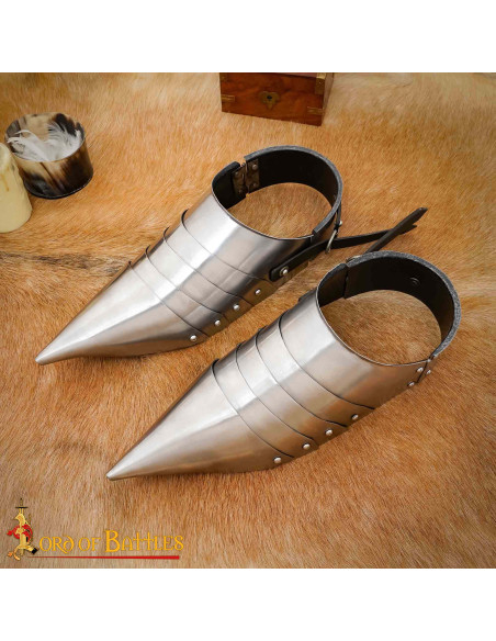 Sabot medievali in acciaio Secoli XIV-XV