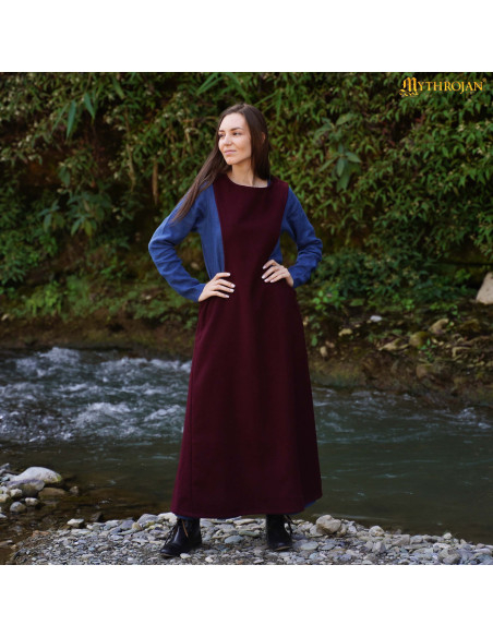 Sovvesta medievale in lana, secoli...