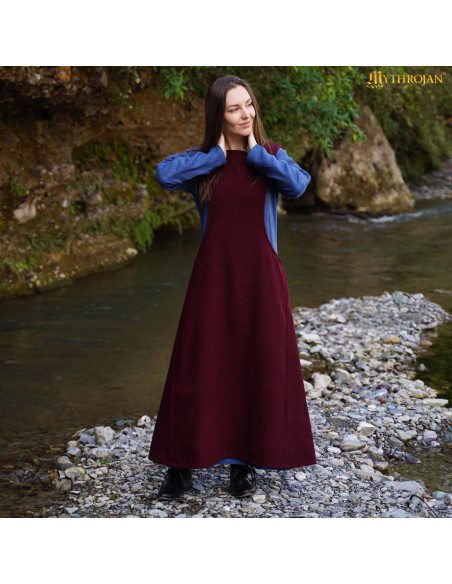 Sovvesta medievale in lana, secoli...