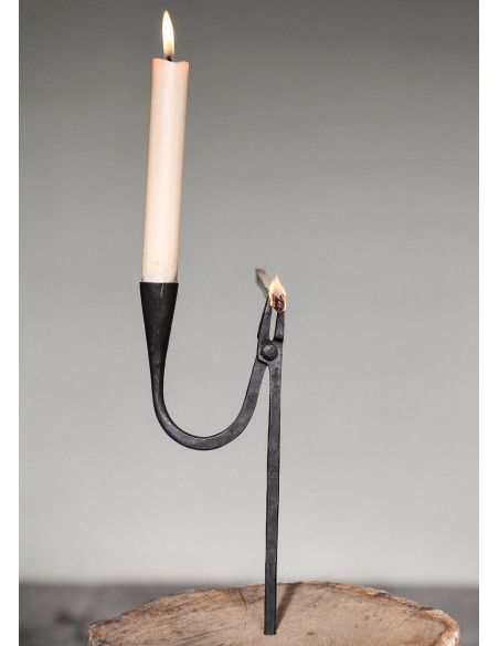 Candelabro di giunco forgiato a mano...