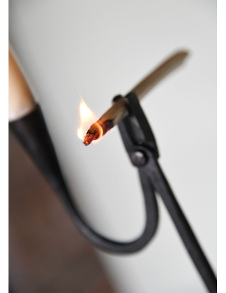 Candelabro di giunco forgiato a mano...