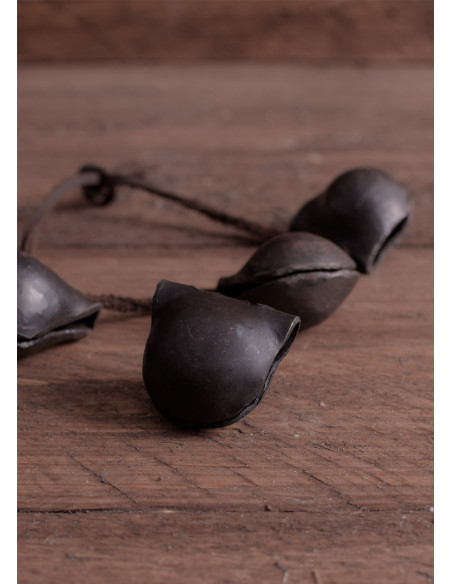 Piccola campana in ferro battuto...