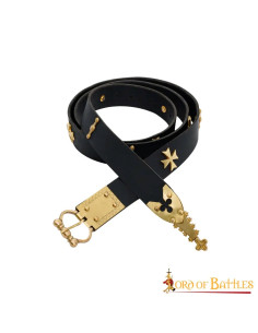 Cintura medievale in pelle con dettagli in ottone