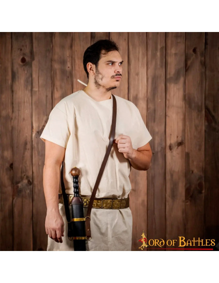 Tahalí medieval in cuoio per spada...