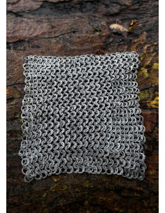 Pezzo di maglia di 20 x 20 cm. anelli piatti