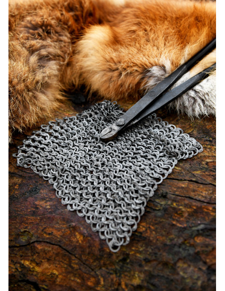 Pezzo di maglia di 20 x 20 cm. anelli...