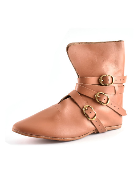 Scarpe tardo medievali con fibbia di...