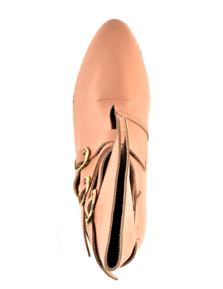 Scarpe tardo medievali con fibbia di...