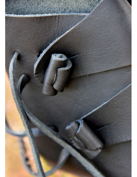 Scarpe vichinghe medievali precoci...