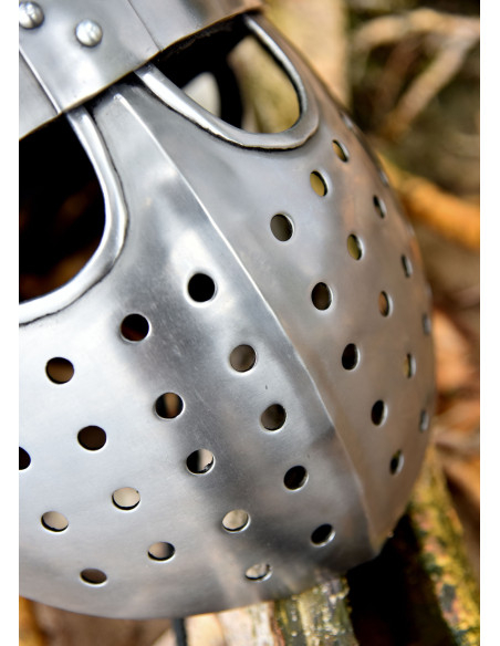 Elmo da crociato Spangenhelm con visiera