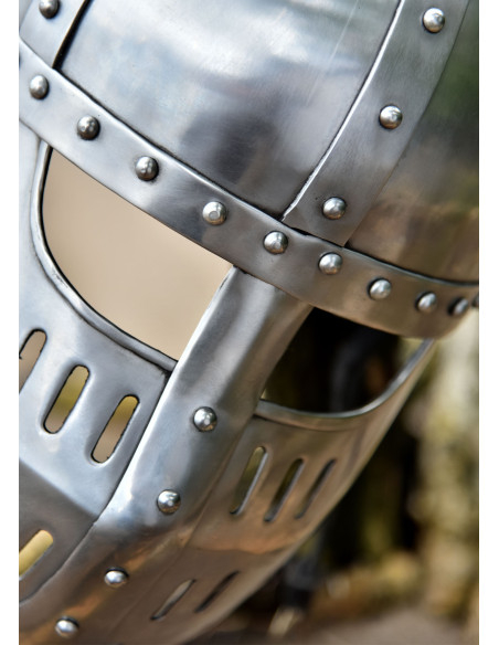 Casco Spangenhelmet con visiera