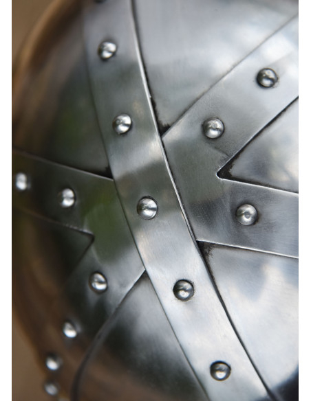 Casco Spangenhelmet con visiera