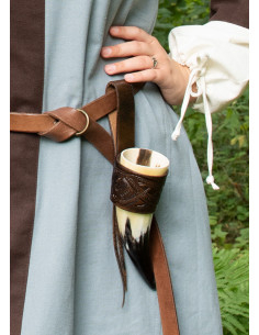 Tahalí per corno con design a drago in rilievo, marrone 2