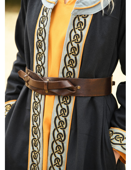 Cintura medievale in pelle annodata,...